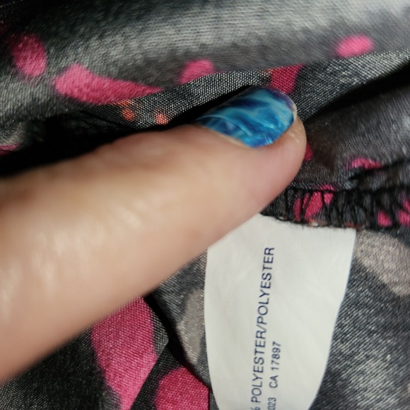 GAP Women's Pencil Skirt in Black and Pink - Picture 7 of 8